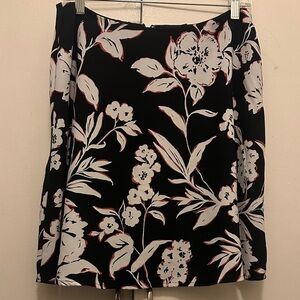 White House Black Market Black and White Floral Mini Skirt